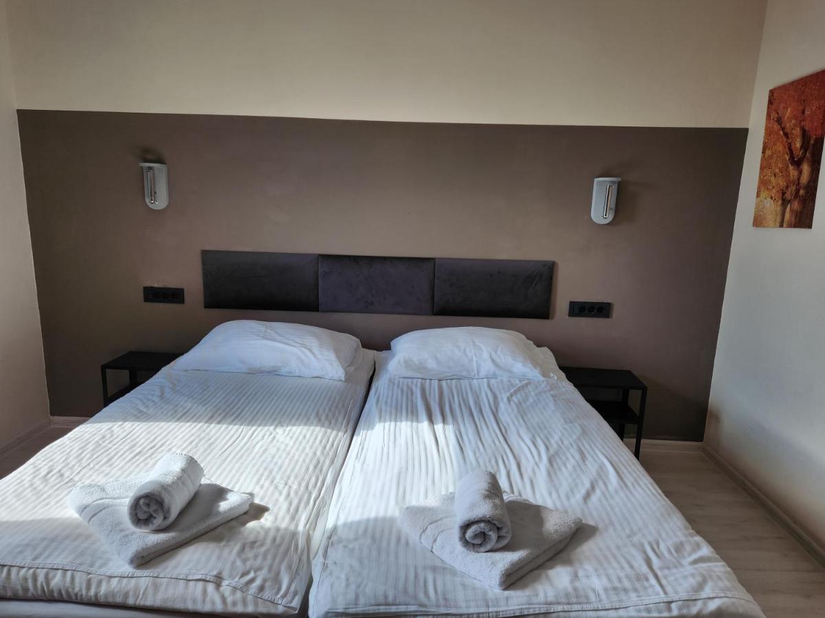 Zirovnica Pension Knafel מראה חיצוני תמונה